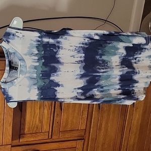 Swing tee